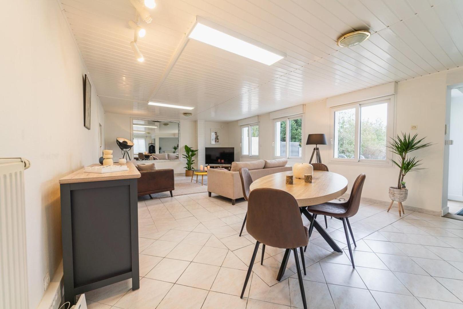 Le Gue Sourdeau: 150M² 5 Min From Futuroscope Lejlighed Chasseneuil-du-Poitou Eksteriør billede