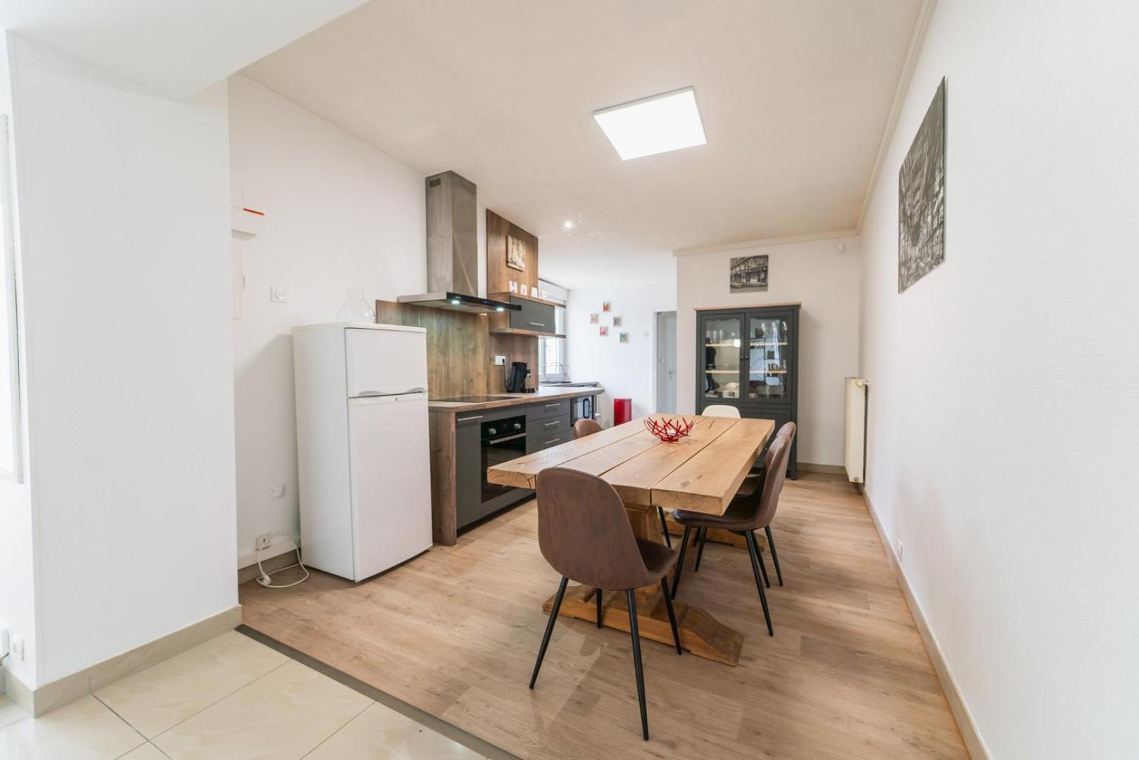 Le Gue Sourdeau: 150M² 5 Min From Futuroscope Lejlighed Chasseneuil-du-Poitou Eksteriør billede