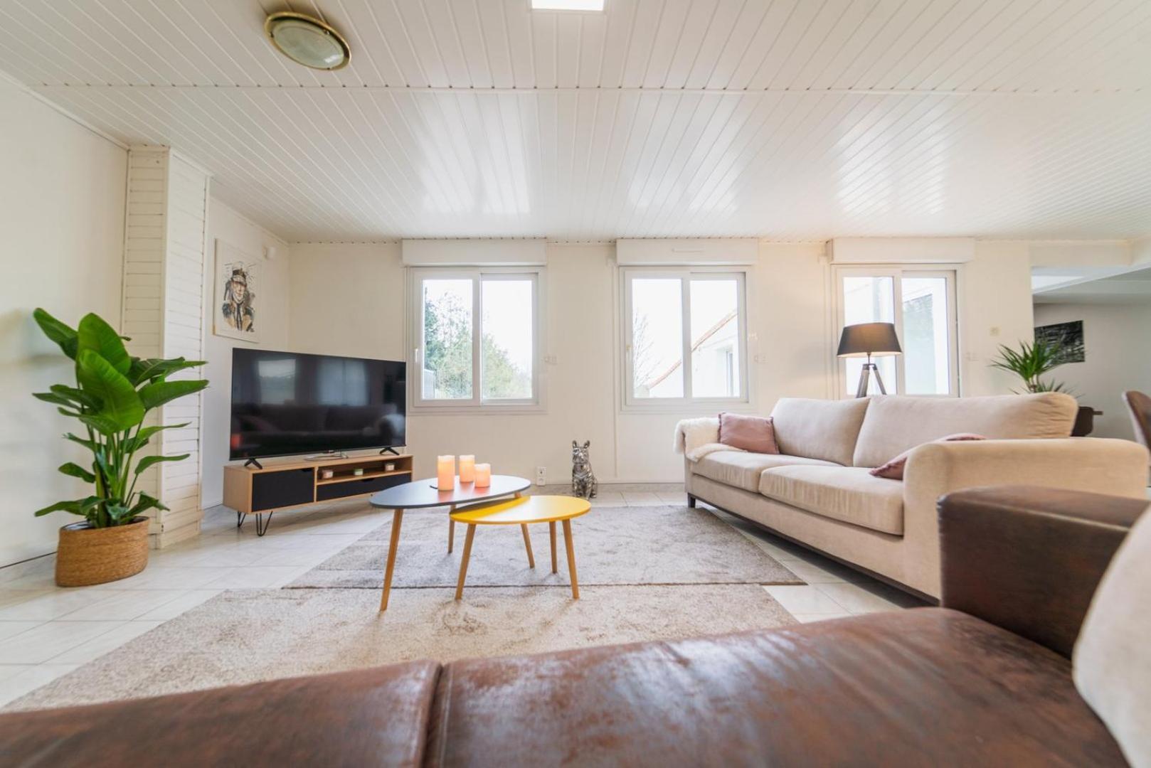 Le Gue Sourdeau: 150M² 5 Min From Futuroscope Lejlighed Chasseneuil-du-Poitou Eksteriør billede